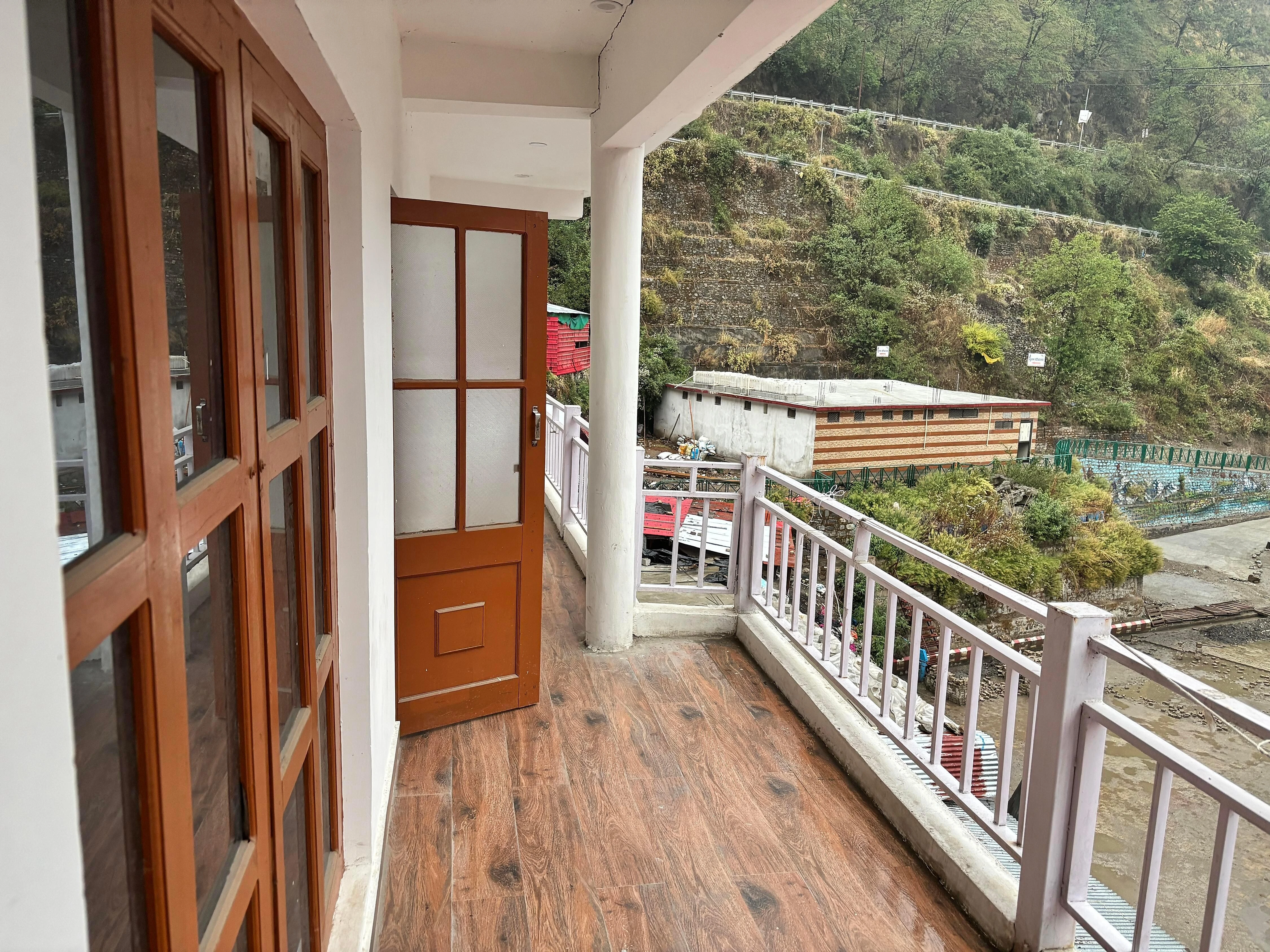 Atharva Villa Sonprayag Sonprayag [Valley View]